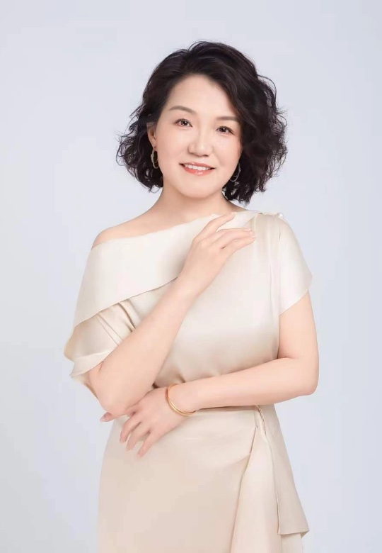 李冰冰导师照片