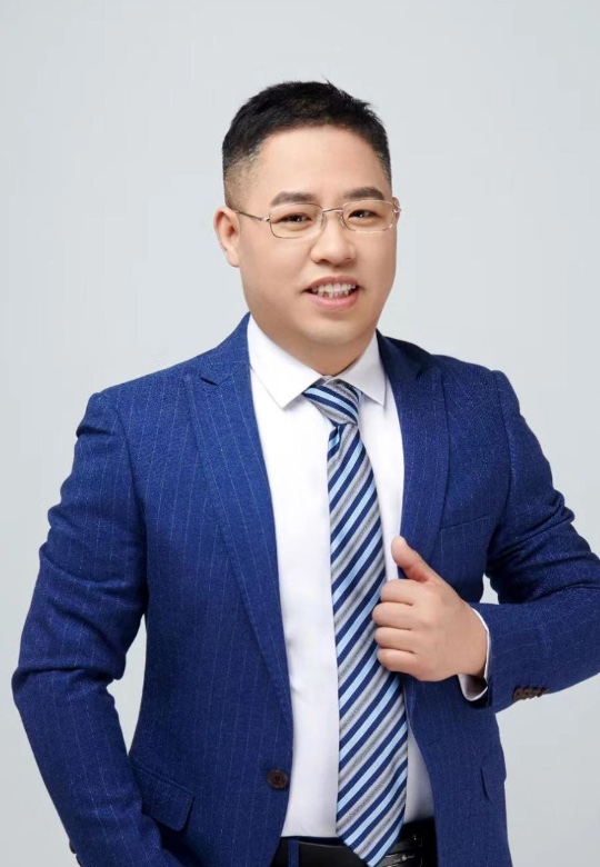 杨洪伟导师照片